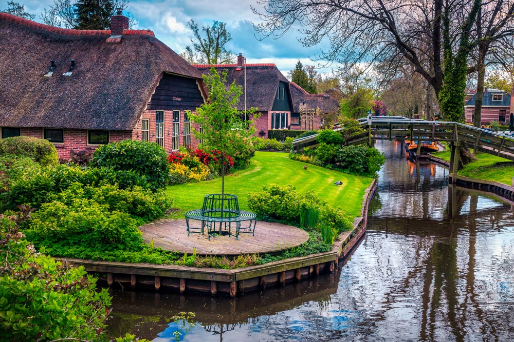 10 Most Delightful Small Towns in the Netherlands - Routeperfect trip ...